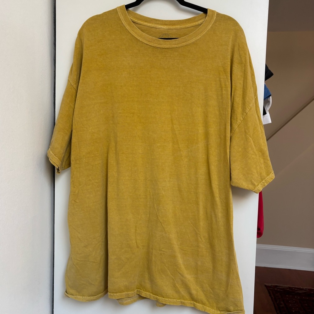 Urban Outfitters Yellow Short Sleeve Tee